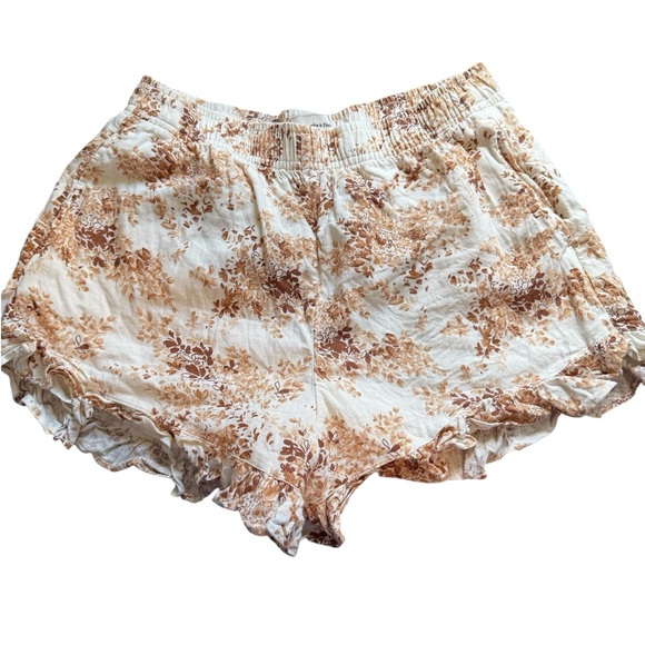 Abercrombie & Fitch Pants - Abercrombie & Fitch Size Medium Linen Shorts Floral Tan White Ruffle Tia Booth